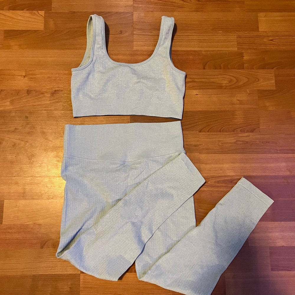 Matching workout set